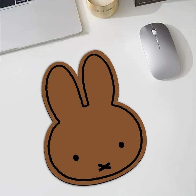 Urocza podkładka pod mysz w ks – Desk Setup Kawaii recenzja i cena